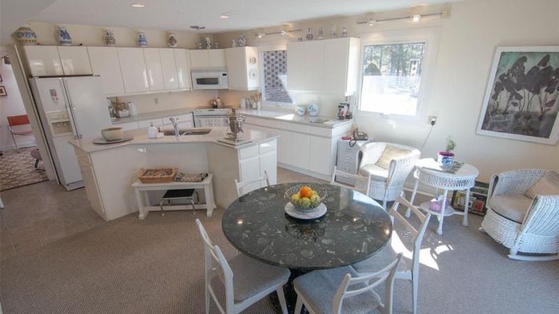 1534 Lakeshore Rd Sarnia Snopek Residence